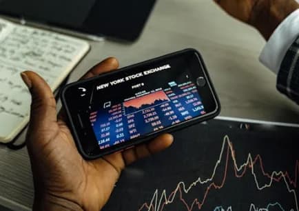 Trading team gallery image 1